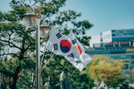 South Korea looks into Polymarket, suspecting illegal gambling Thumbnail