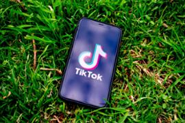 Detroit man buys scratch-off tickets after watching TikTok video, wins $500K - Casino News Thumbnail
