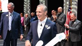 Hard Rock Atlantic City, takım üyelerine 10 milyon dolar bonus veriyor.